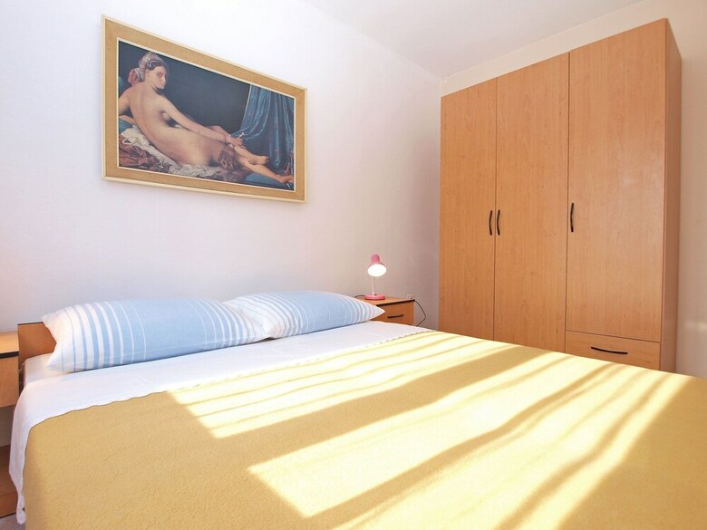 Apartment 1294