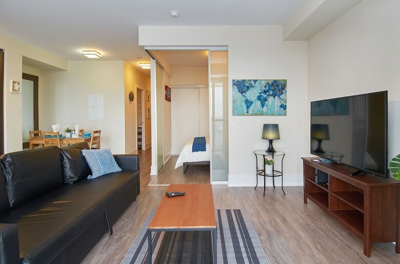 Apartamentos Red Maple Suites - Front Street