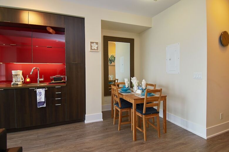 Apartamentos Red Maple Suites - Front Street