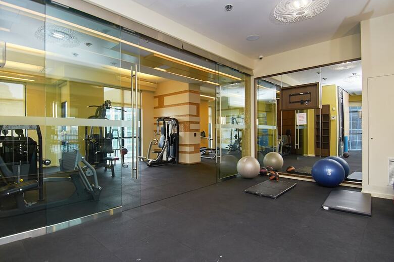 Apartamentos Red Maple Suites - Front Street