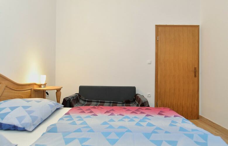 Apartment 1739