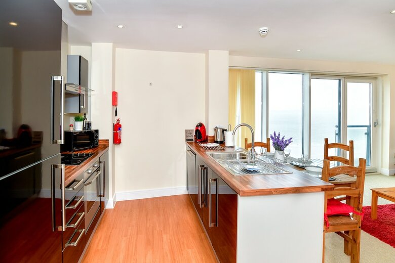 Apartamentos Just Stay Wales - Meridian Wharf