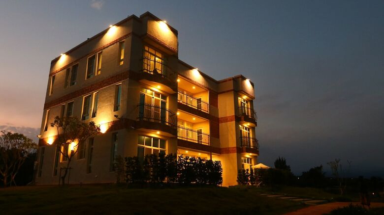 Bed & Breakfast Full Moon Resort