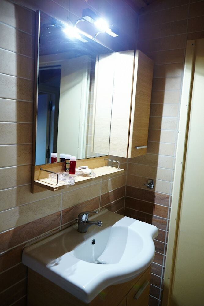 Hotel Aegean Sea Rooms And Suites