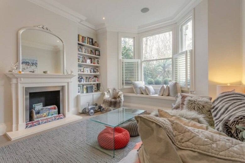 Incredible 5 Bedroom Home Overlooking Queen's Park