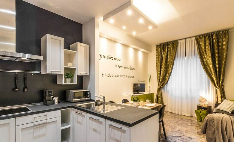 Ugo Bassi Apartments