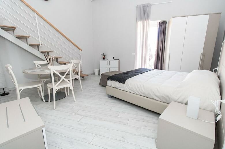 Le Suite Bed & Breakfast - Holiday Home