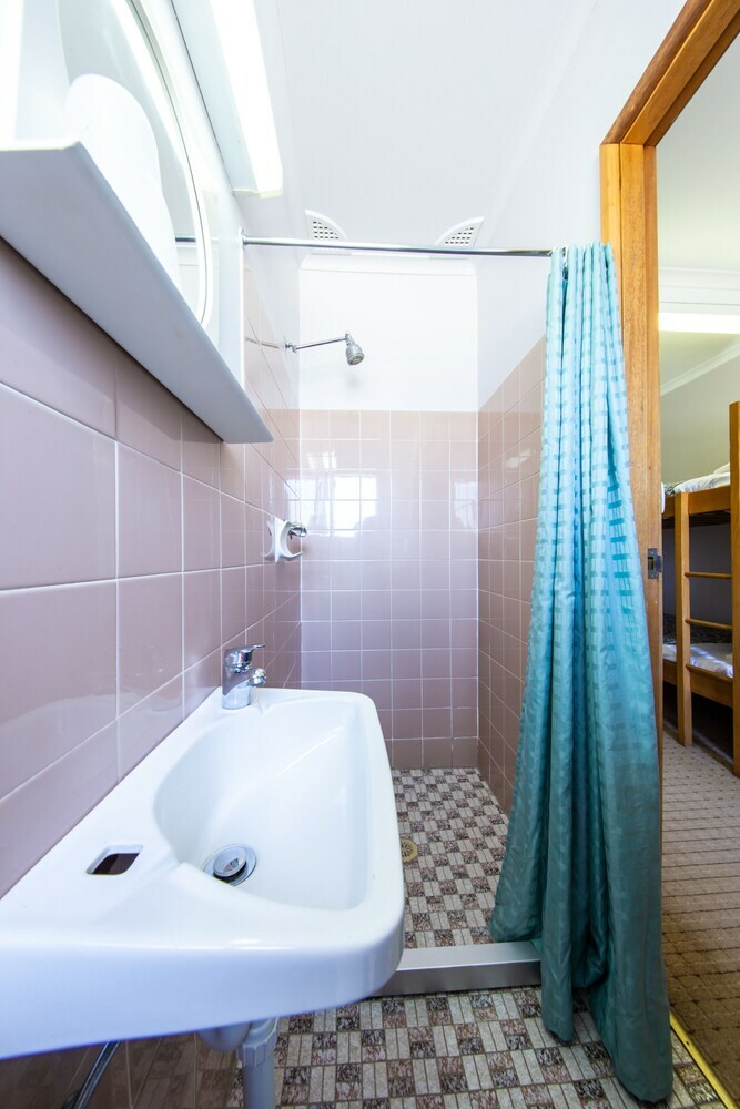 Hotel Vikas Ski Lodge