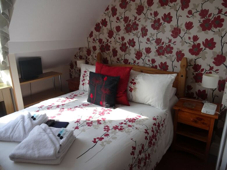 Rolling Waves Hotel - Guest House