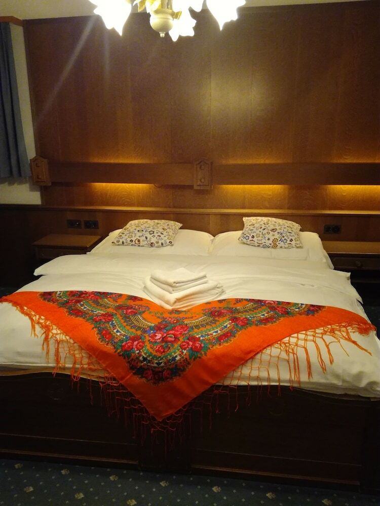 Hotel Grichting Und Badnerhof