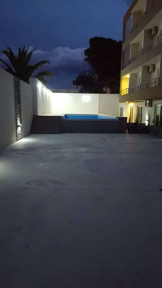 Apartamentos Casa Del Parque Pileta Climatizada