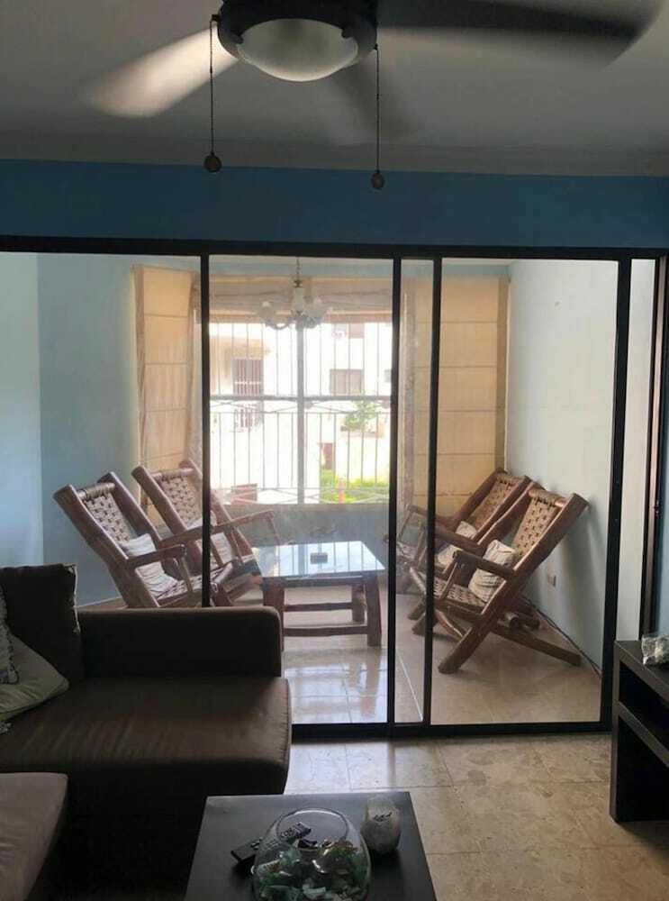 Apartamentos 2 Bedroom Condo Near Beach