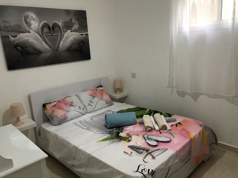 Luxury Halper R&a Apartment