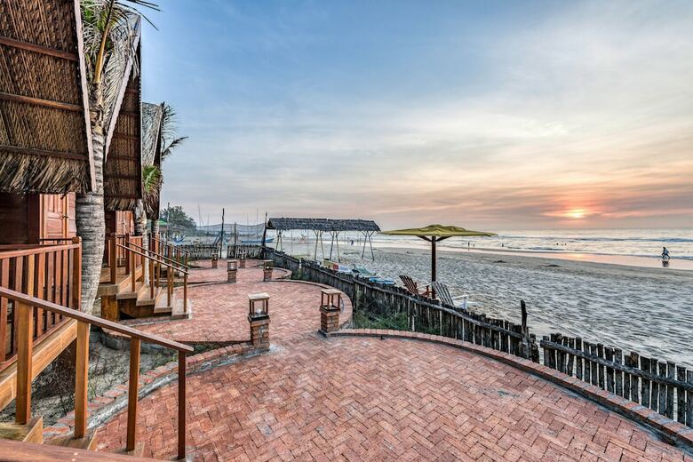 Hotel Honba Lagi Beach Resort