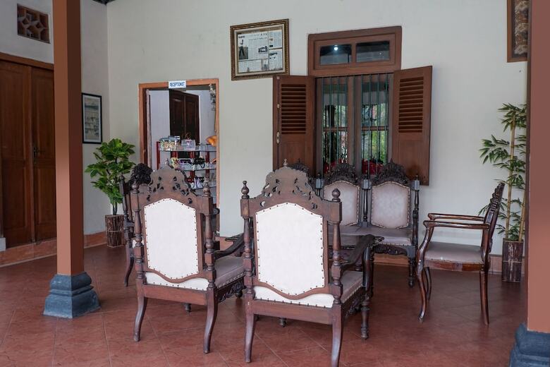Hotel Oyo 405 Wisma Yosoputro
