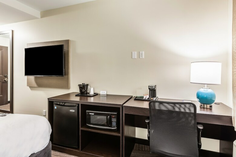 Posada Sleep Inn & Suites Near Jfk Air Train