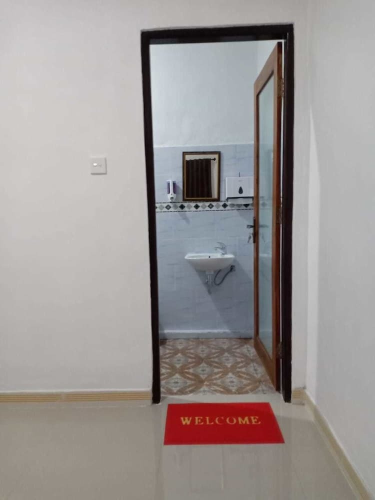 Bed & Breakfast Santhi Guna Bungalow