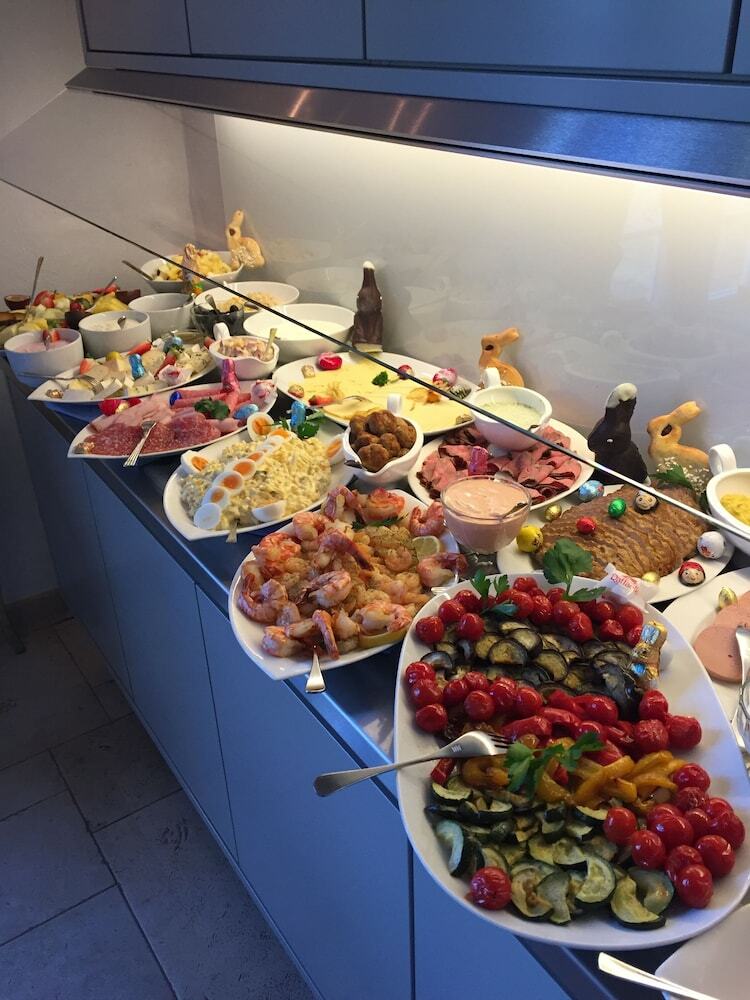 Hotel Aarnhoog Gmbh