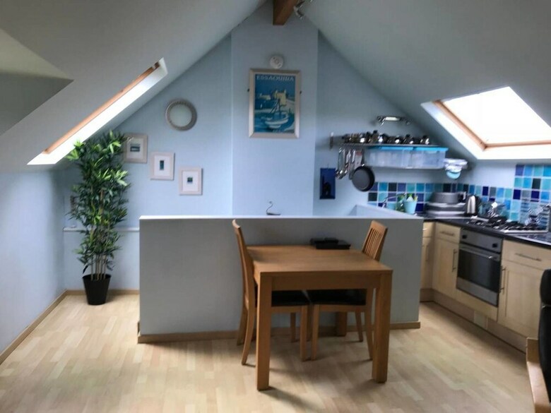 Holiday Apartment With Hot Tub