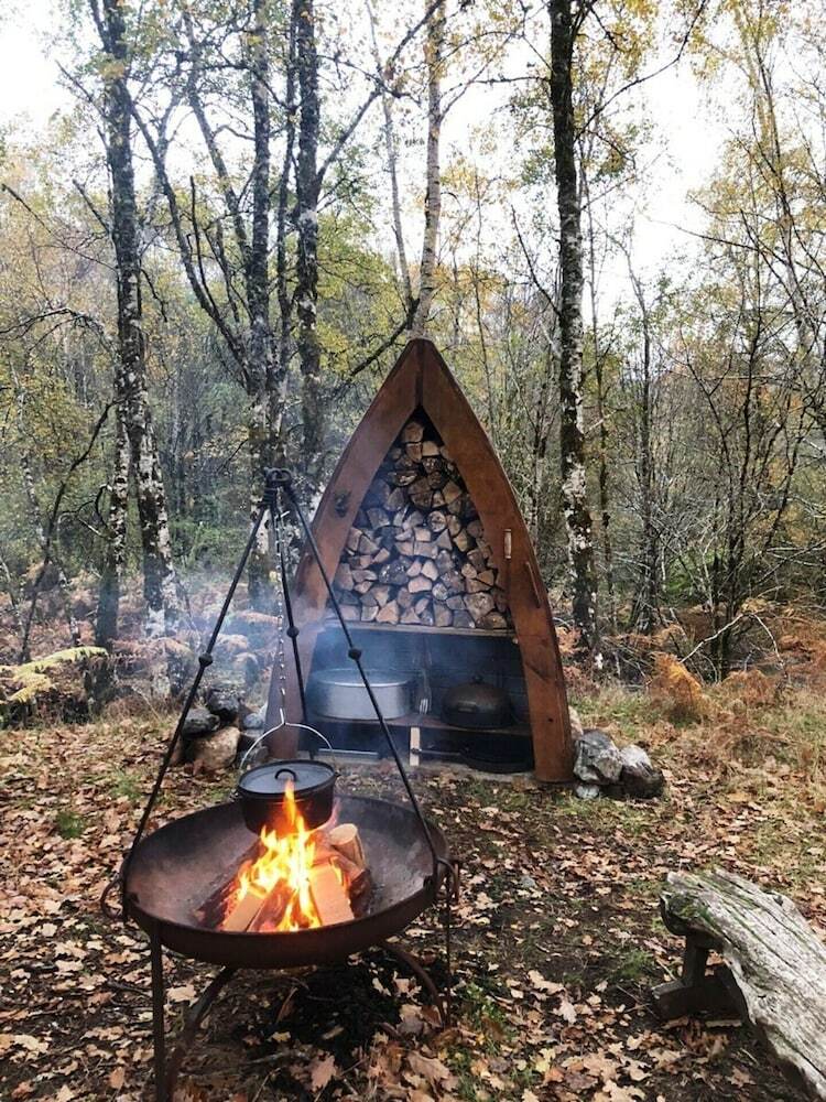 Caledonian Cabin + Hot Tub