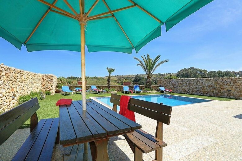 Villa Savona 3 Bedroom Villa