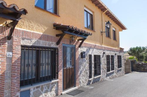 Apartamentos Casa Rural El Mendrugo