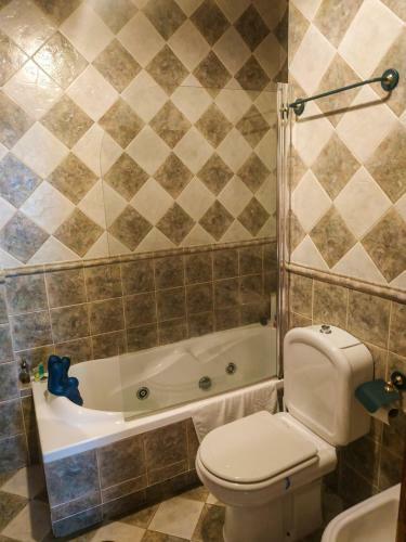 Hostal El Molino De La Roper�a