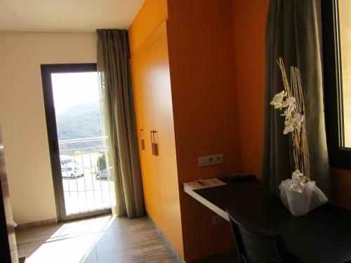 Hostal Restaurante Y Alojamiento Can Mach