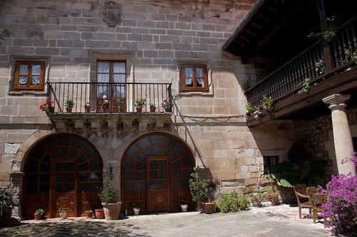 Hostal Casa Velarde
