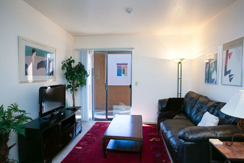 Desert Retreat 1br By Casago
