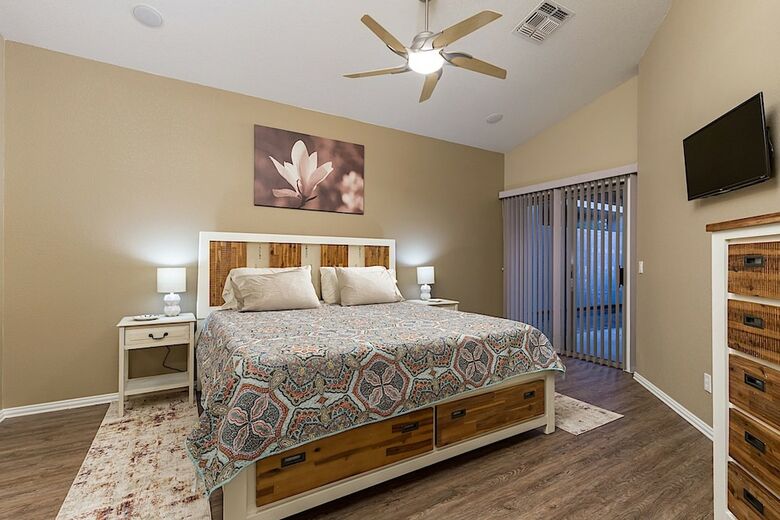 Ravenswood Retreat 3 Br By Casago