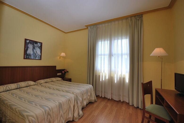 Hotel Vega Del Sella