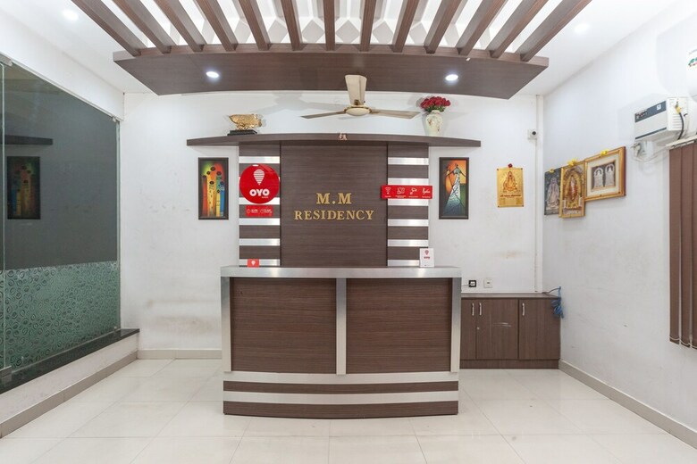 Hotel Oyo 5511 Mm Residency