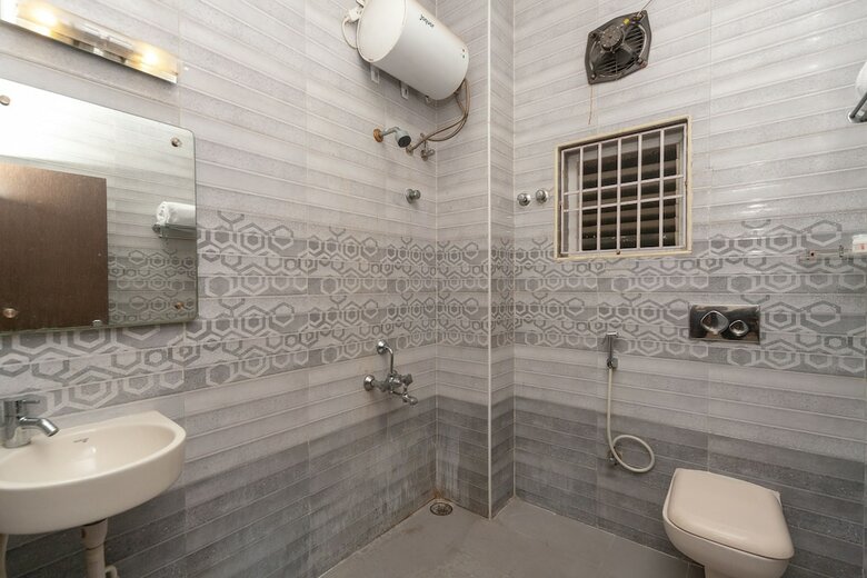 Hotel Oyo 5511 Mm Residency