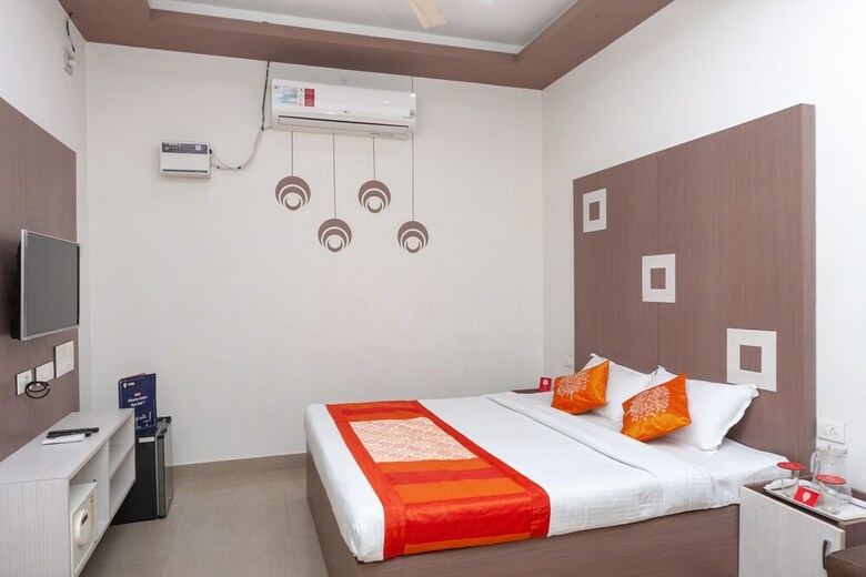Hotel Oyo 5511 Mm Residency