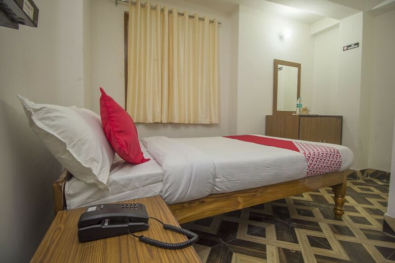 Oyo 26944 Hotel Inodoy