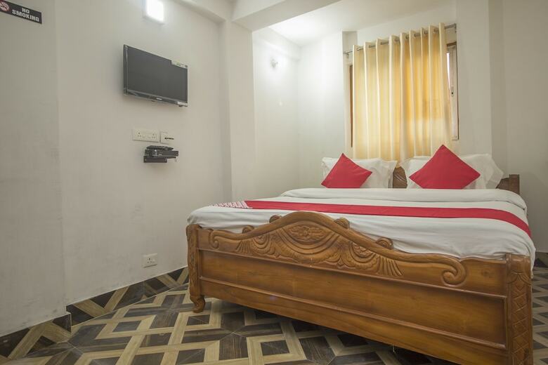 Oyo 26944 Hotel Inodoy