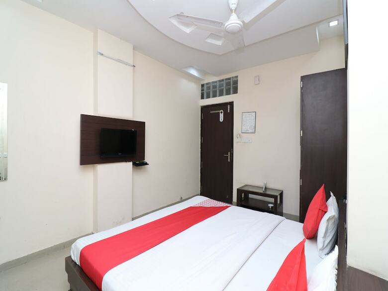 Oyo 22872 Hotel Shivam Fort View