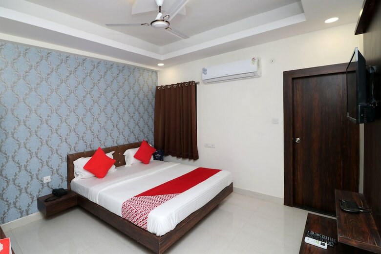 Oyo 17043 Hotel Ocean Pearl