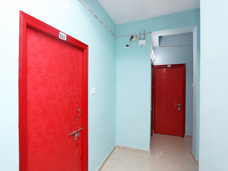 Hotel Oyo 24174 Sima Hospitality