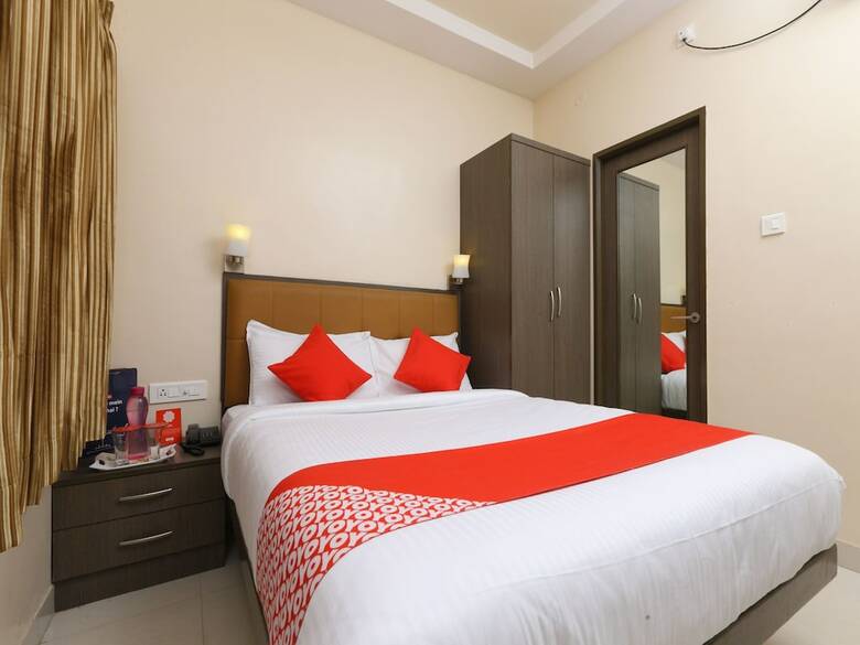 Hotel Oyo 14934 Kalyani Grand