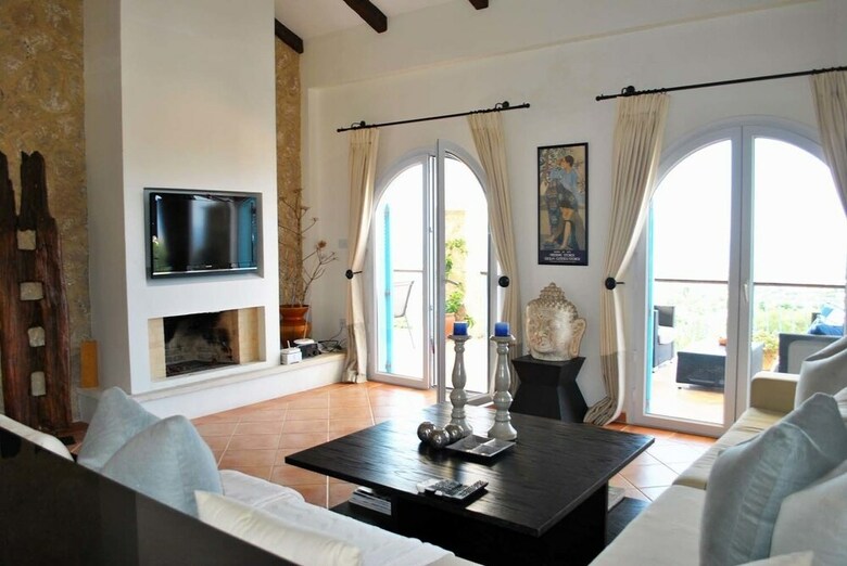 Villa Alex By Amy Villas