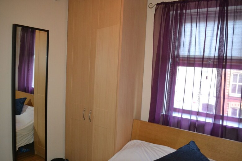 Cozy Modern Bedroom Apartments City L2