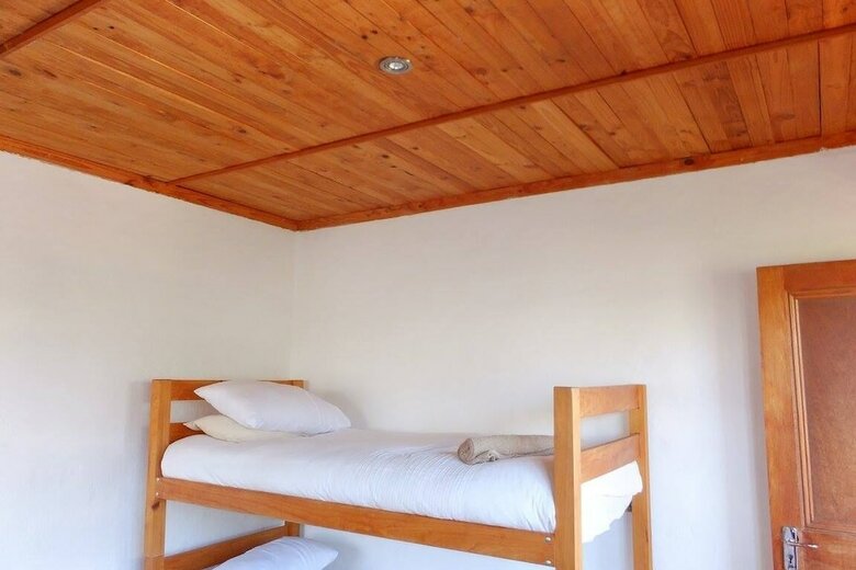 Hostal Barrydale Backpackers And Dung Beetle - Hostel