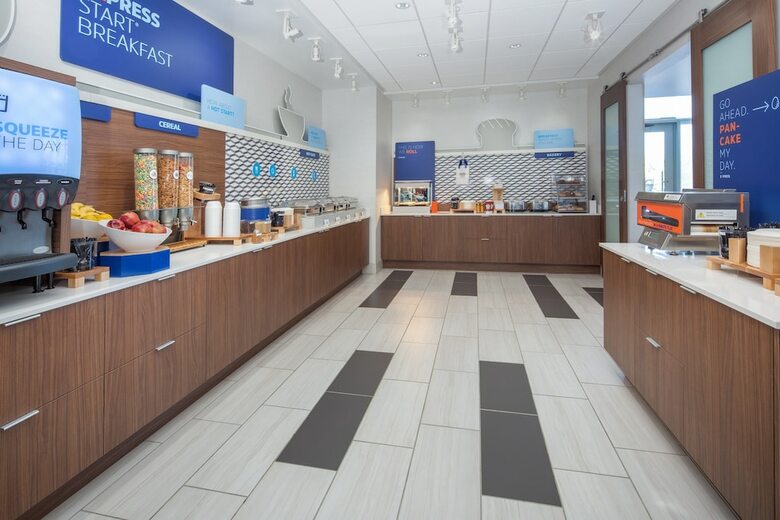 Hotel Holiday Inn Express And Suites Chico