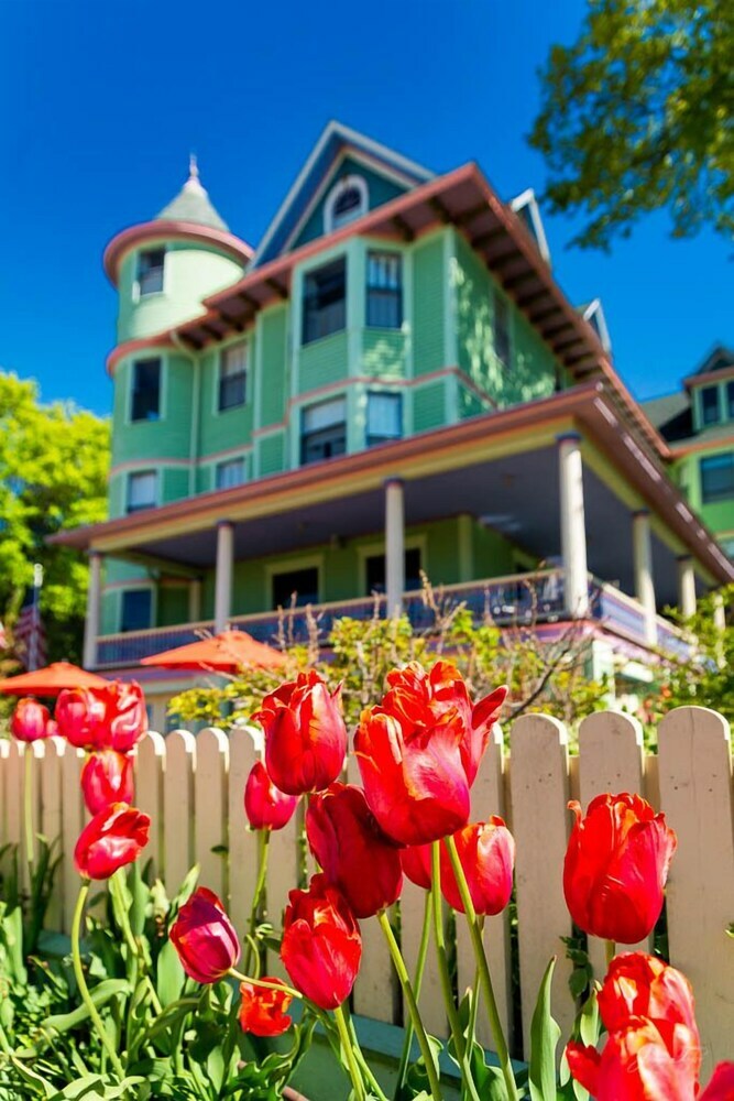Hotel Inn On Mackinac