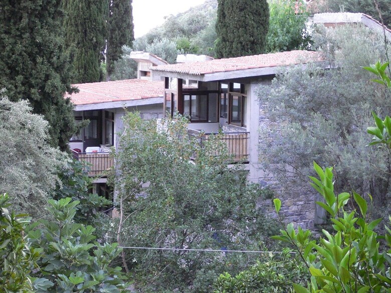 Apartamentos Studios Kyparissi