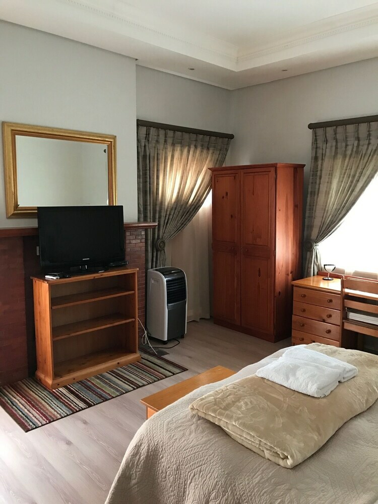 Hotel Albatross Guest House