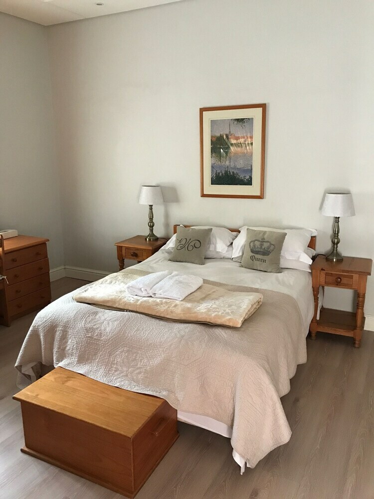Hotel Albatross Guest House