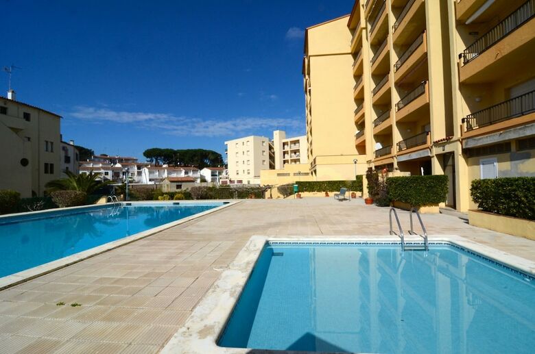 Apartamentos Mar Blau L'escala